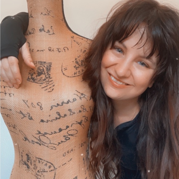 Meet your Posher, Brianna - Picture 1 of 5